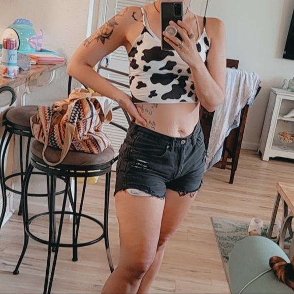 Shein cow print crop - Picture 2 of 2